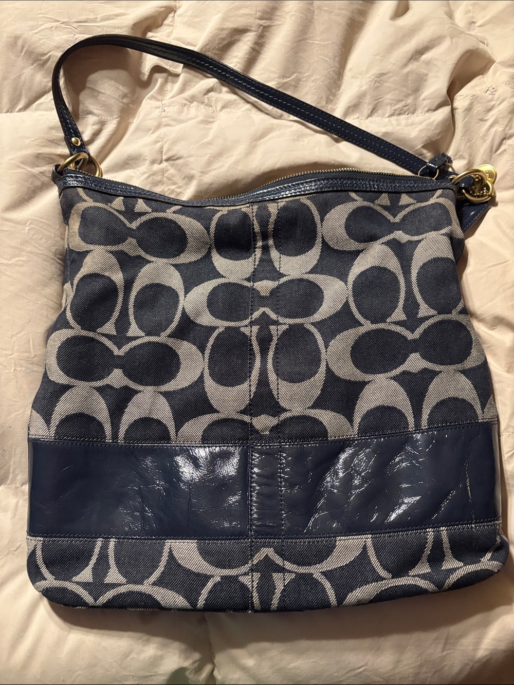 Coach Signature Canvas Shoulder Bag in a denim-like material. - Picture 3 of 6
